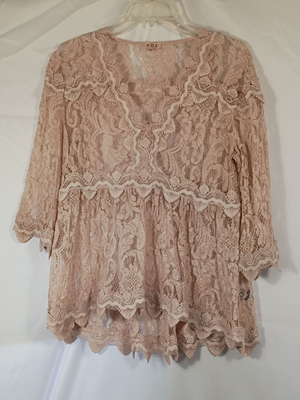 EUC POL Floral Lace Peplum Blouse in Blush Womens Size Medium Romantic Date Fall